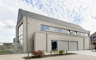 Moderne woning met panoramisch raam