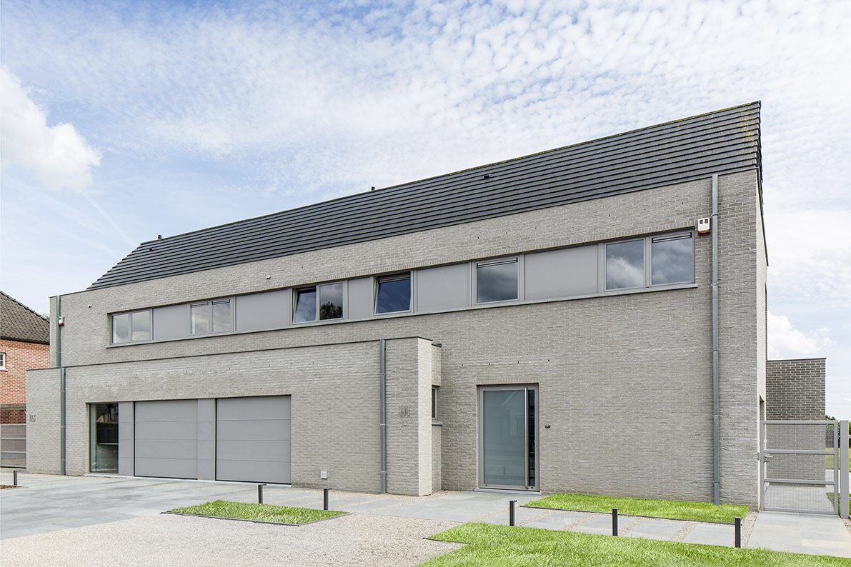 Moderne woning met uitsprong vooraan