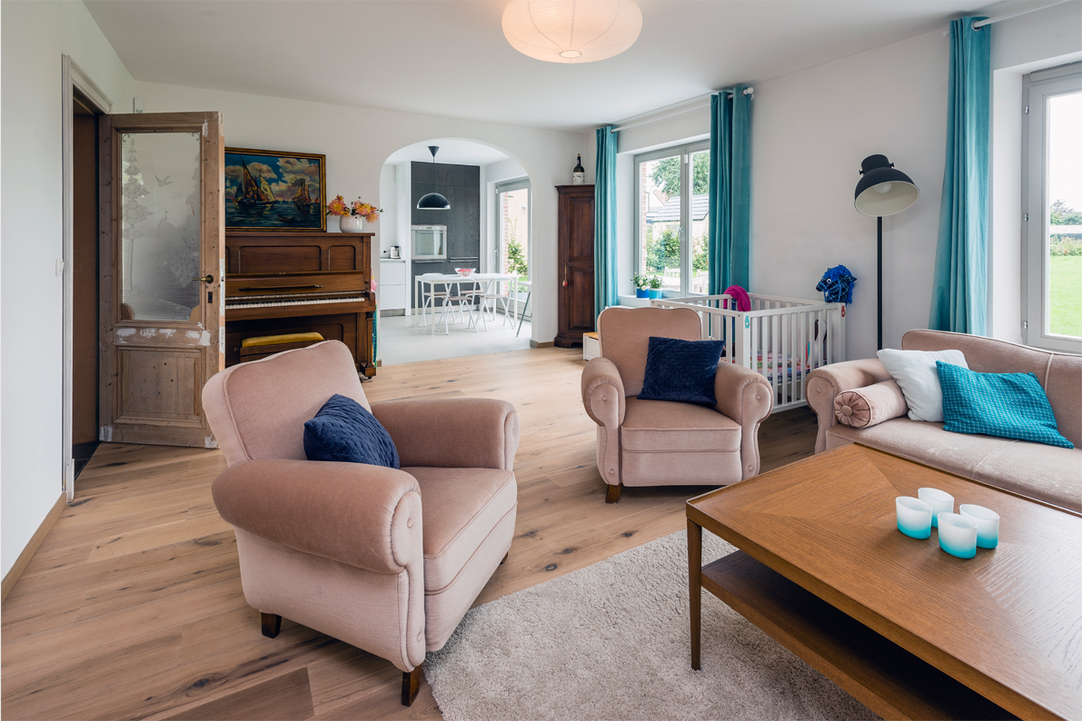 Ronde boog in interieur van pastoriewoning