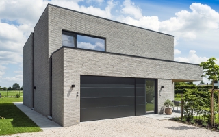 Plaatmateriaal als gevelbekleding voor moderne woning